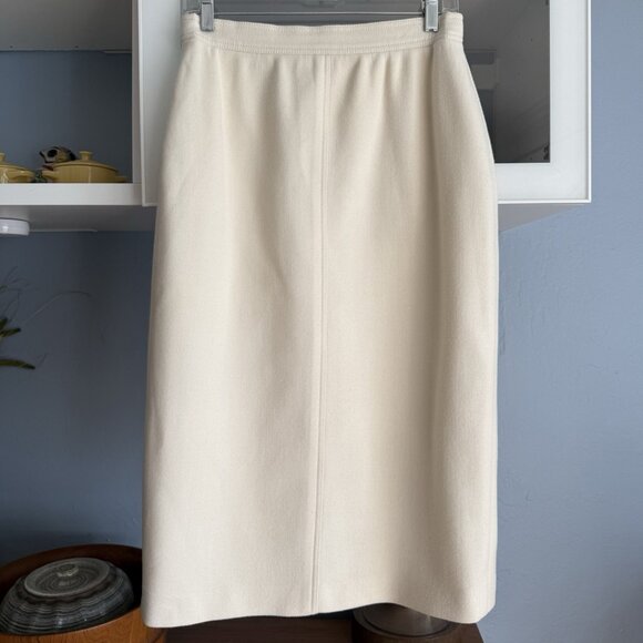 Vintage 80’s Louis Feraud 2 Pc Ivory Wool Jacket & Skirt Suit Size 10 - Picture 9 of 10